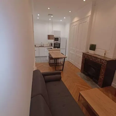 Proche Gare Part-dieu Apartment *